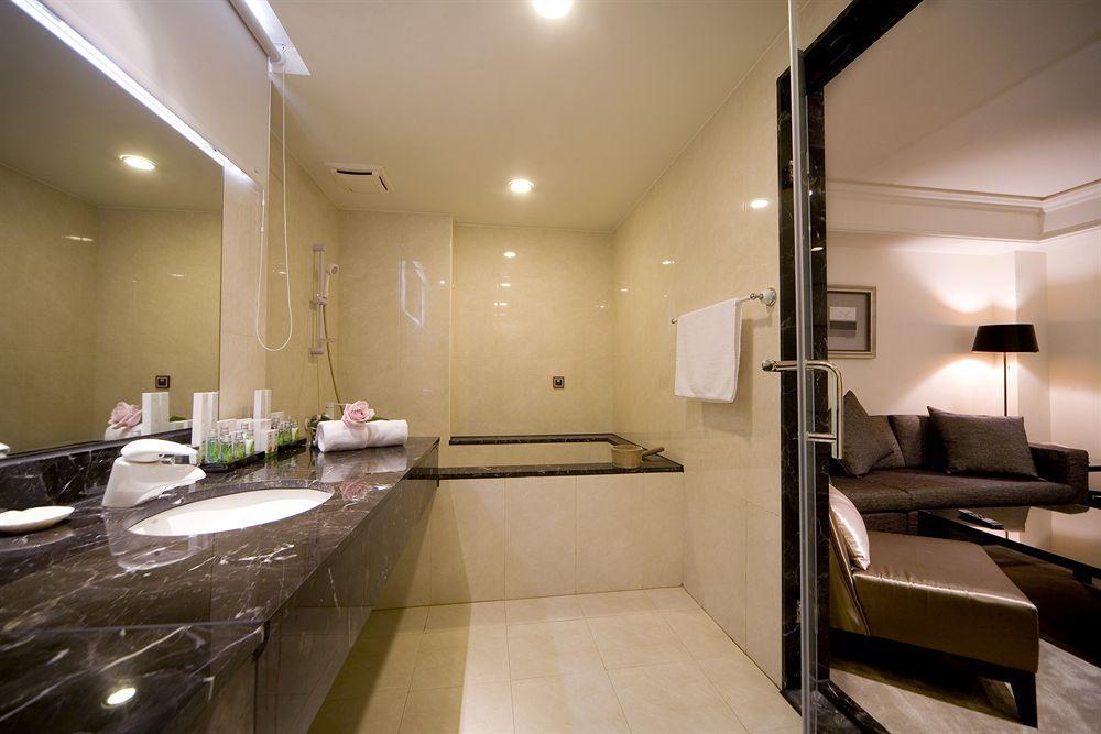 Longbon Resort Beitou Taipei Exteriör bild